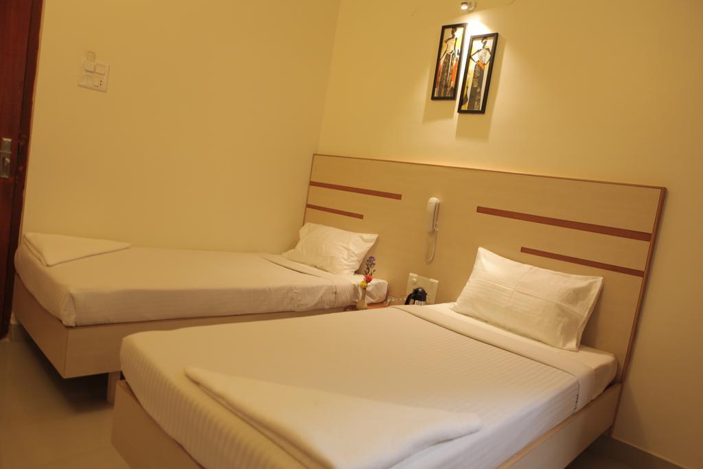 Our Nest Hotel Hyderabad Room photo