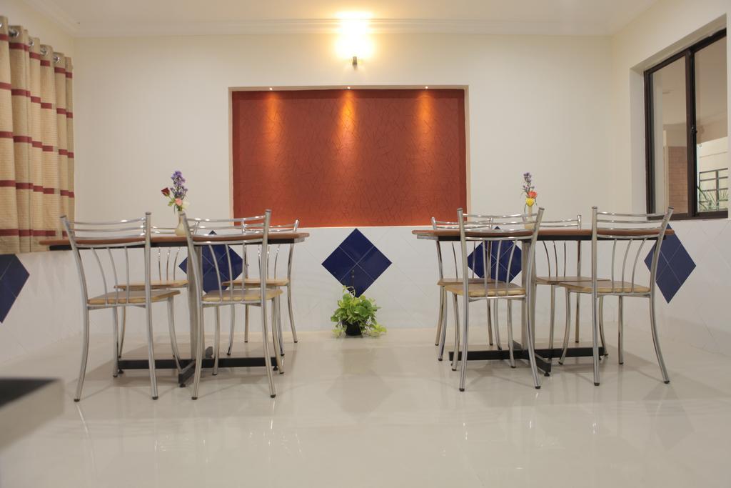 Our Nest Hotel Hyderabad Exterior photo